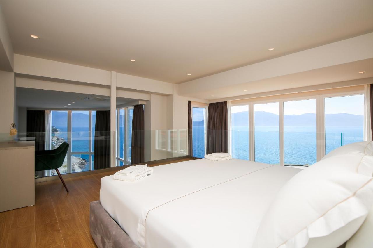 Toto Hotel & Apartments Radhimë المظهر الخارجي الصورة