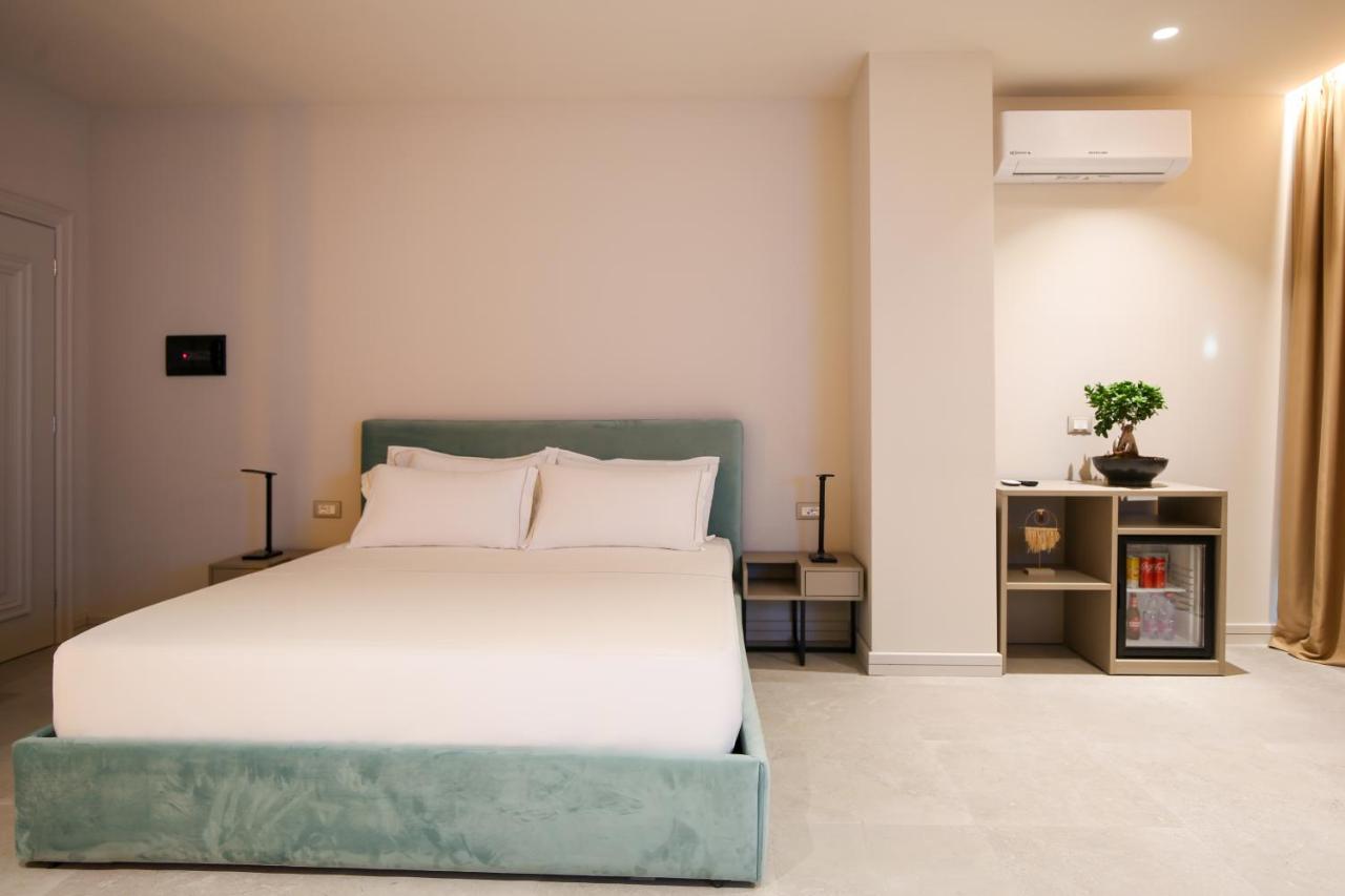 Toto Hotel & Apartments Radhimë المظهر الخارجي الصورة
