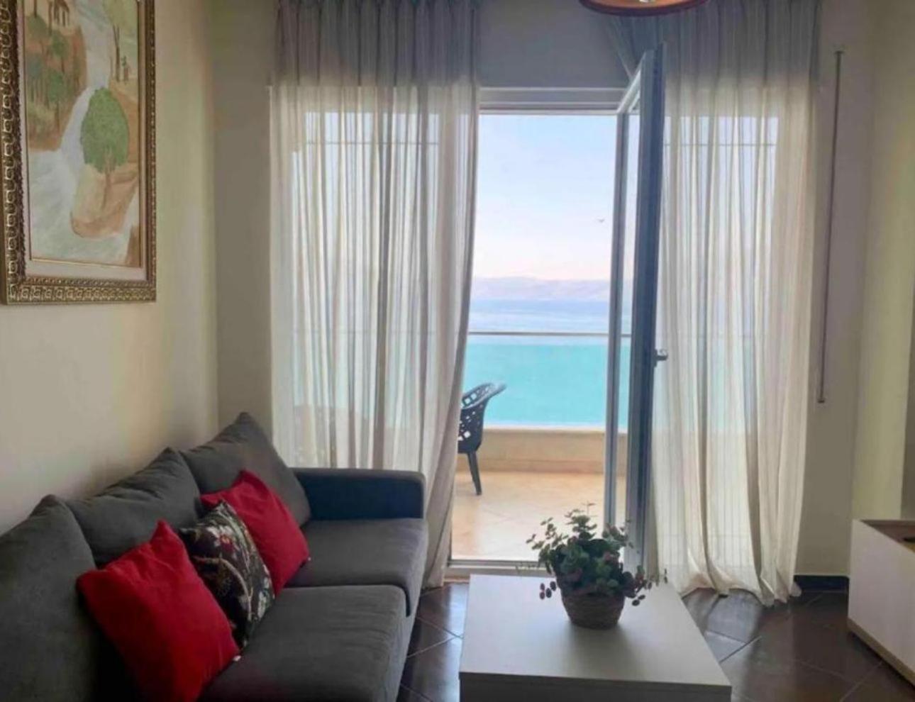 Toto Hotel & Apartments Radhimë المظهر الخارجي الصورة